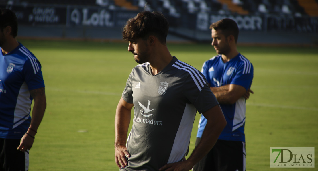 Imágenes del inicio de la pretemporada del CD. Badajoz