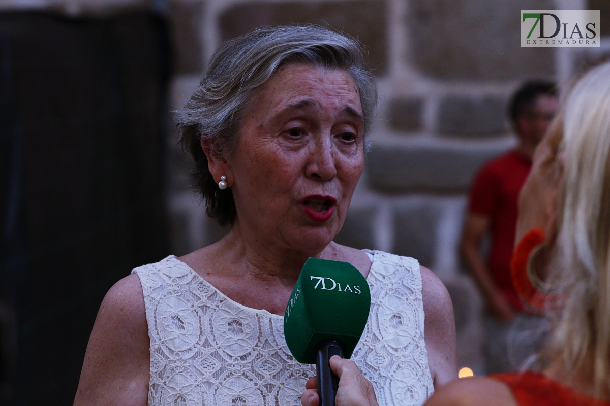 4.000 velas guían la Noche en Blanco de Fregenal de la Sierra