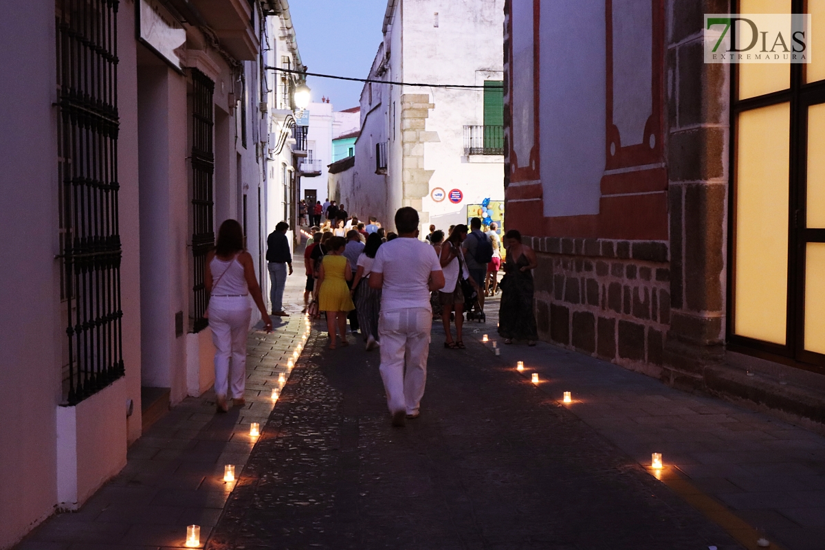 4.000 velas guían la Noche en Blanco de Fregenal de la Sierra