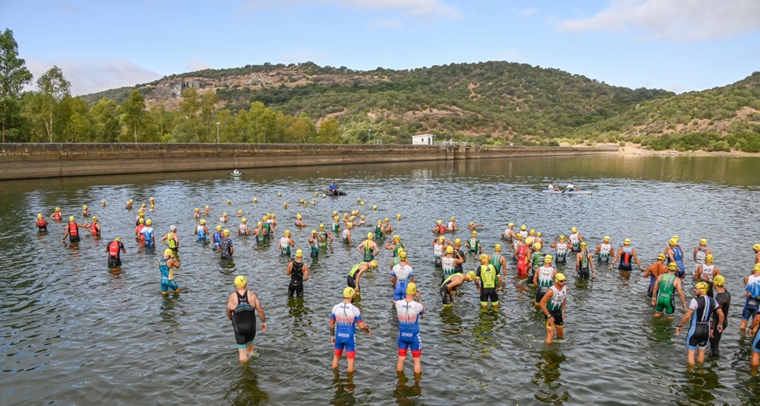 El triatlón extremeño se cita en Jerez de los Caballeros