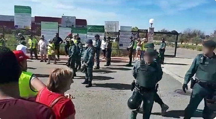 En libertad los agricultores detenidos en las protestas con &quot;medidas excesivas&quot;