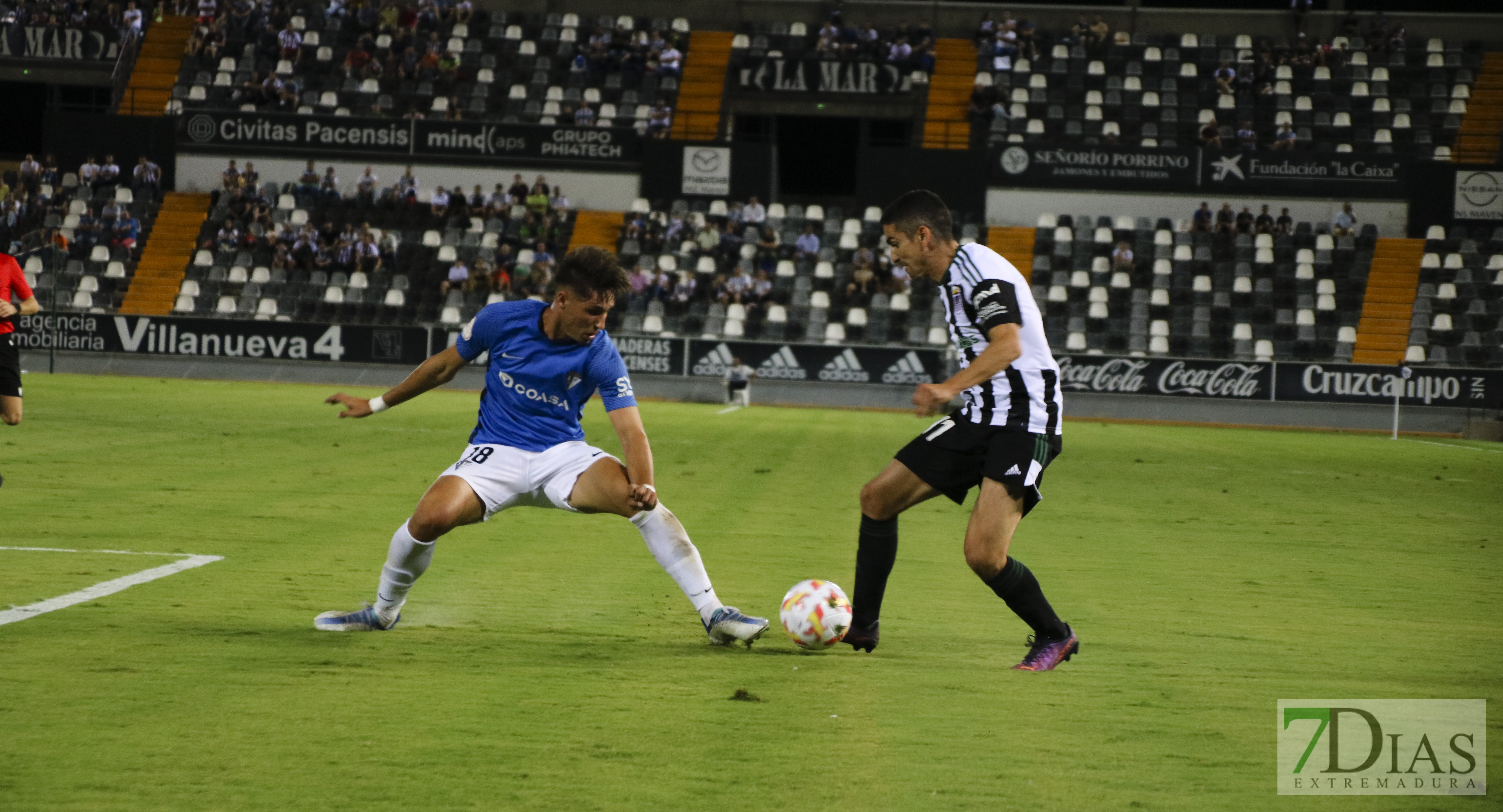 Imágenes del CD. Badajoz 1 - 1 San Fernando CD.