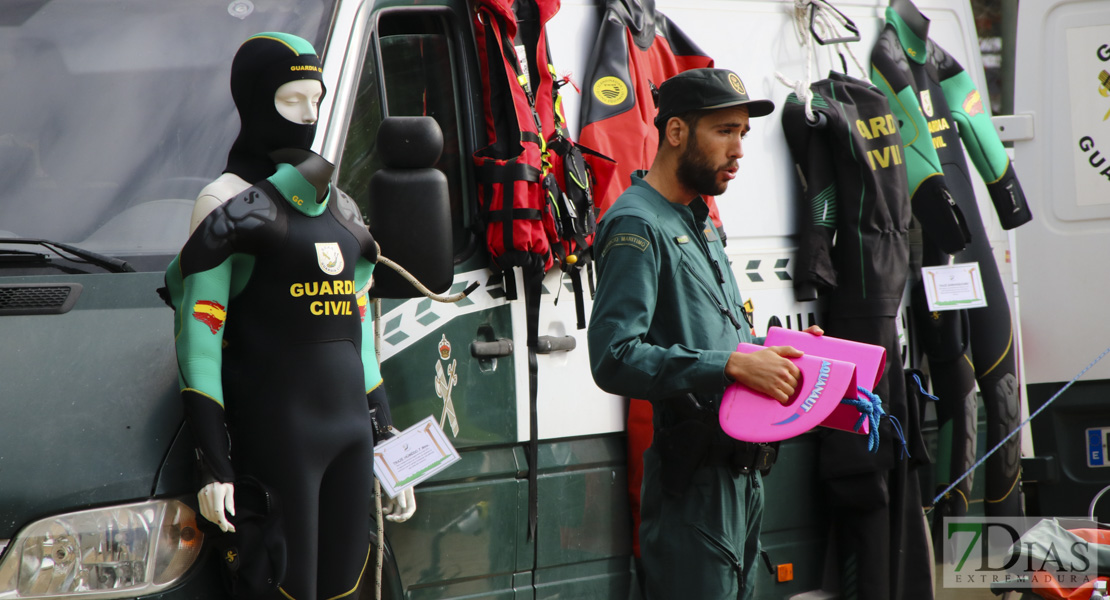 Exhibición de medios de la Guardia Civil para los usuarios de Aexpainba