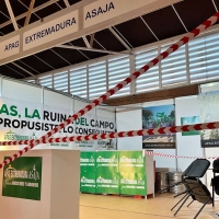 APAG Extremadura cierra su stand en la feria de Zafra ante la visita de Planas