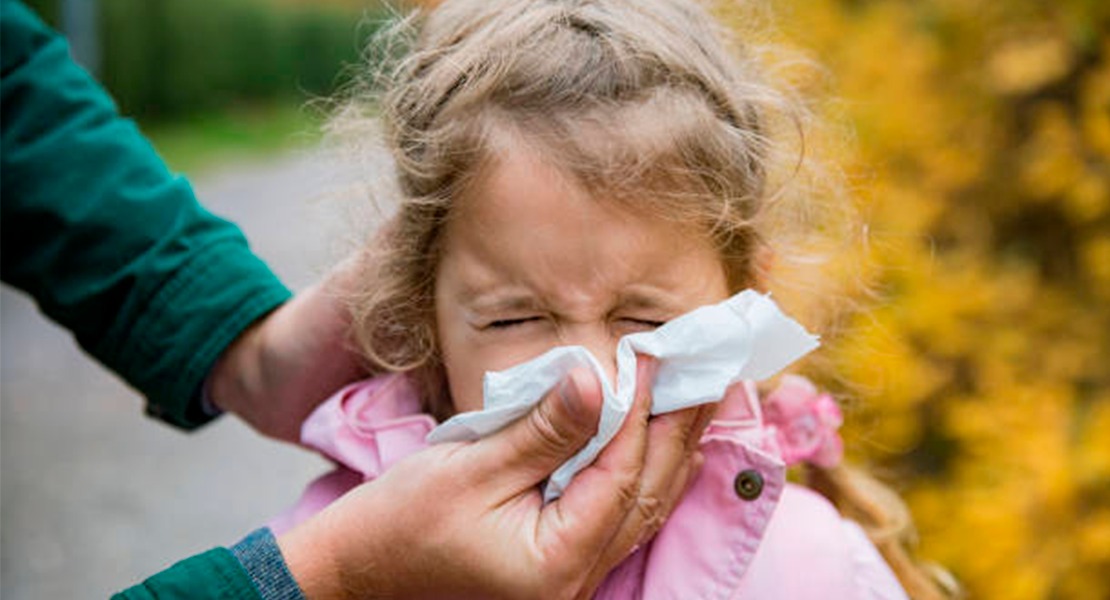 La gripe podría cebarse este año con los niños