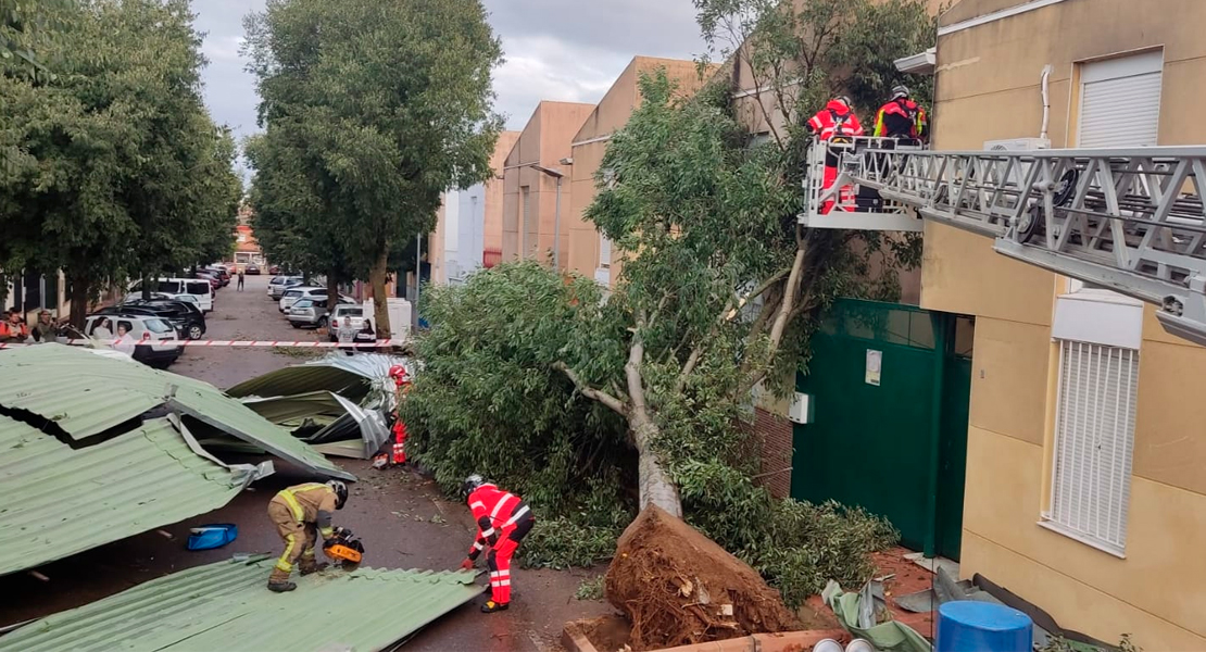 REPOR - La borrasca Beatrice causa destrozos en la ciudad de Badajoz