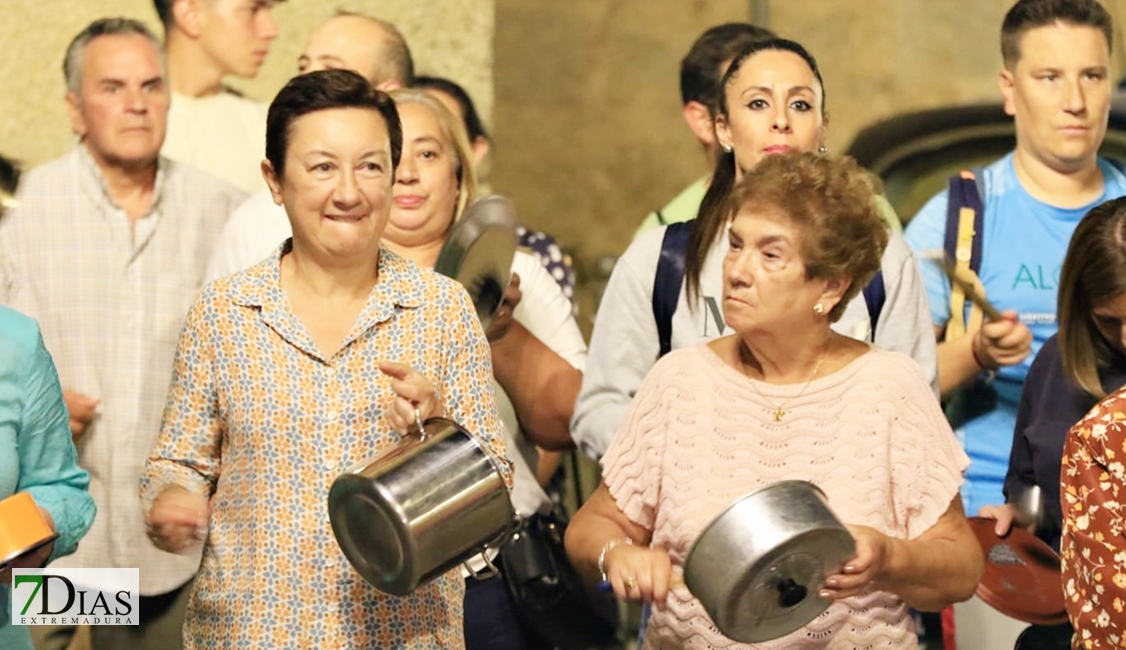 Nueva cacerolada en Salvatierra: vecinos y políticos unidos para parar el vertedero