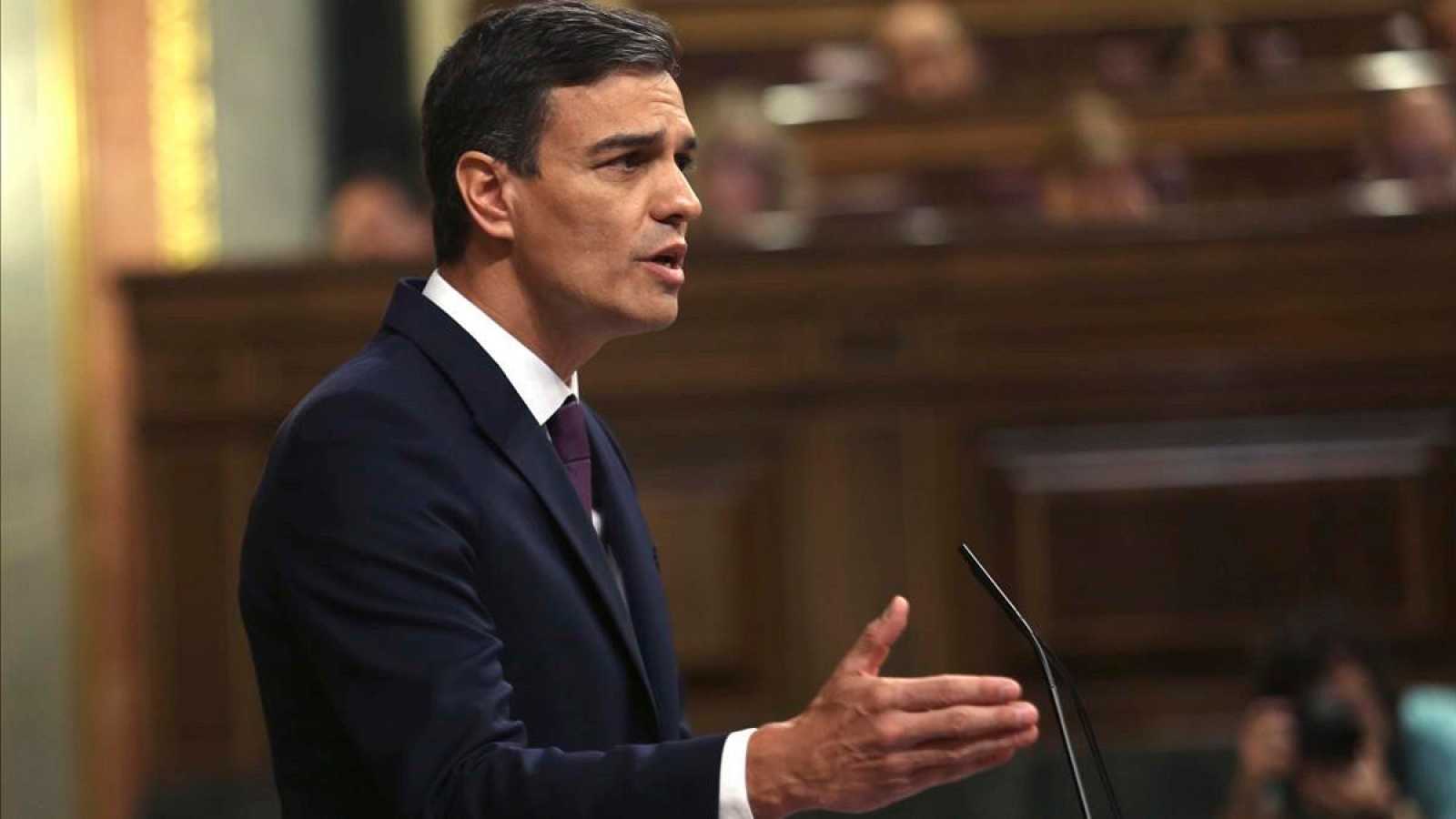 Sánchez y sus ministros se suben el sueldo