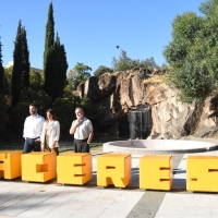 Reabren al público la Cueva de Maltravieso