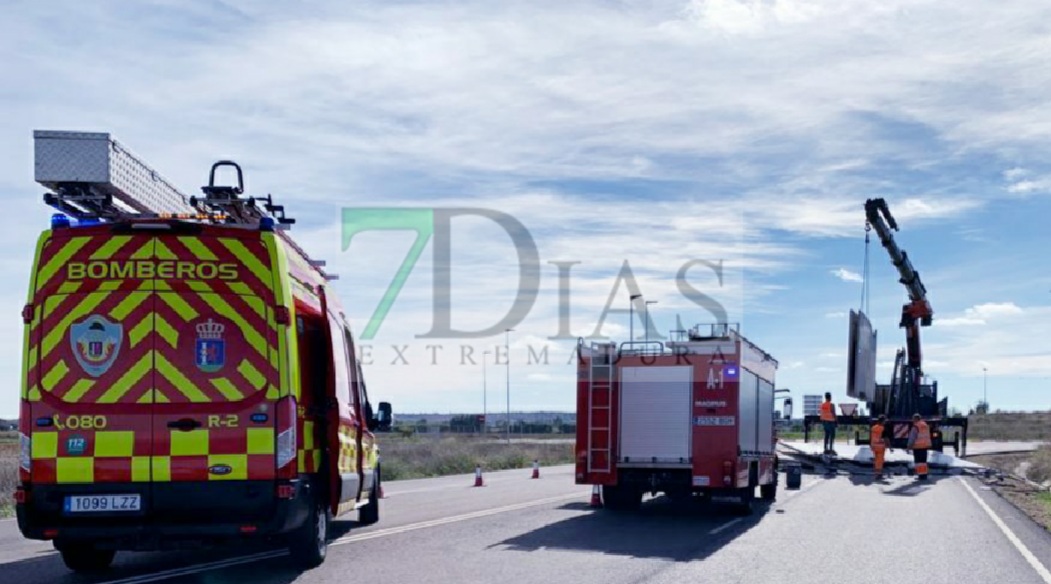 Accidente en el acceso a la Ronda Sur de Badajoz