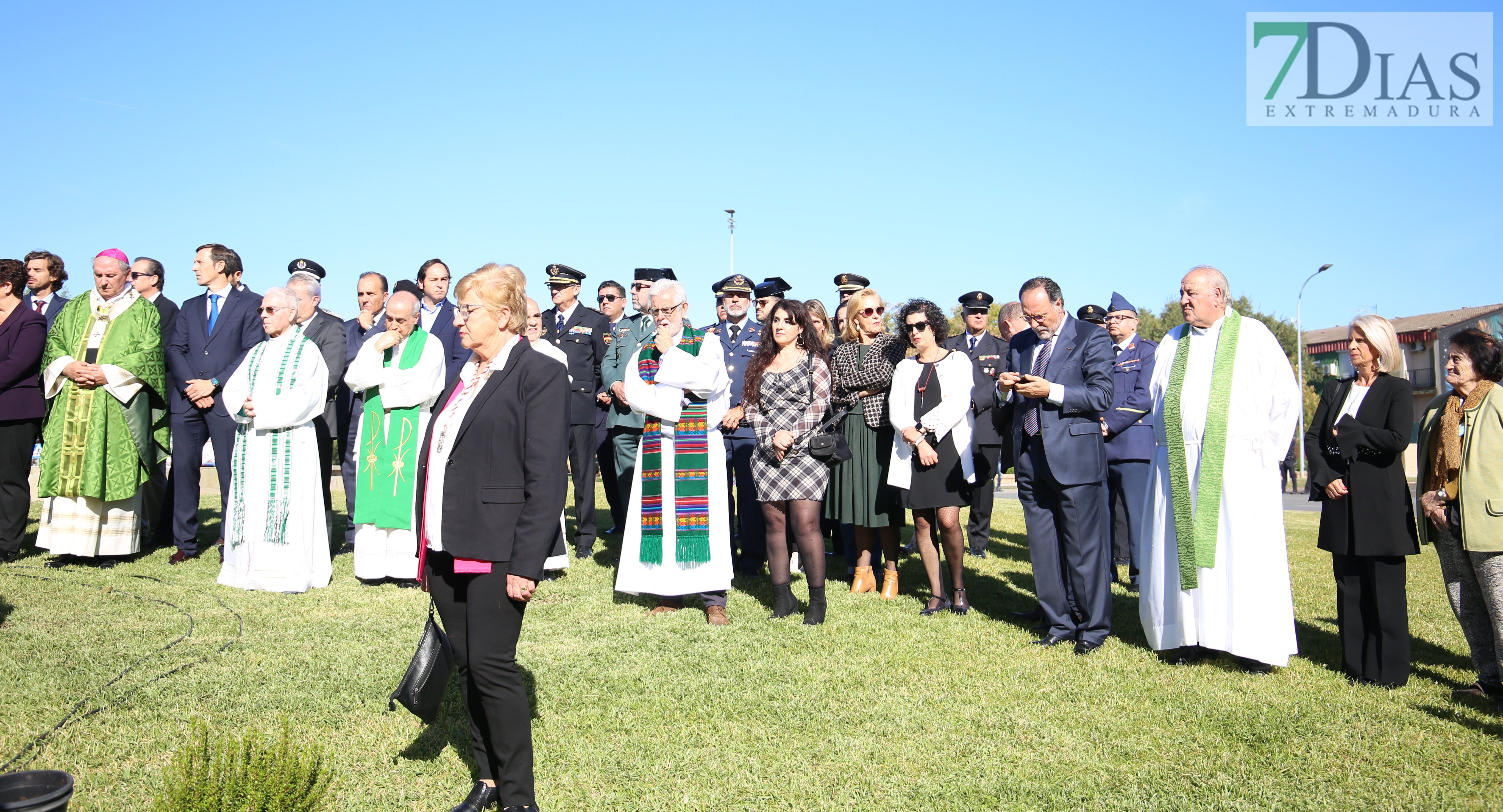 Sentimientos a flor de piel en el acto conmemorativo del 25 aniversario de riada en Badajoz