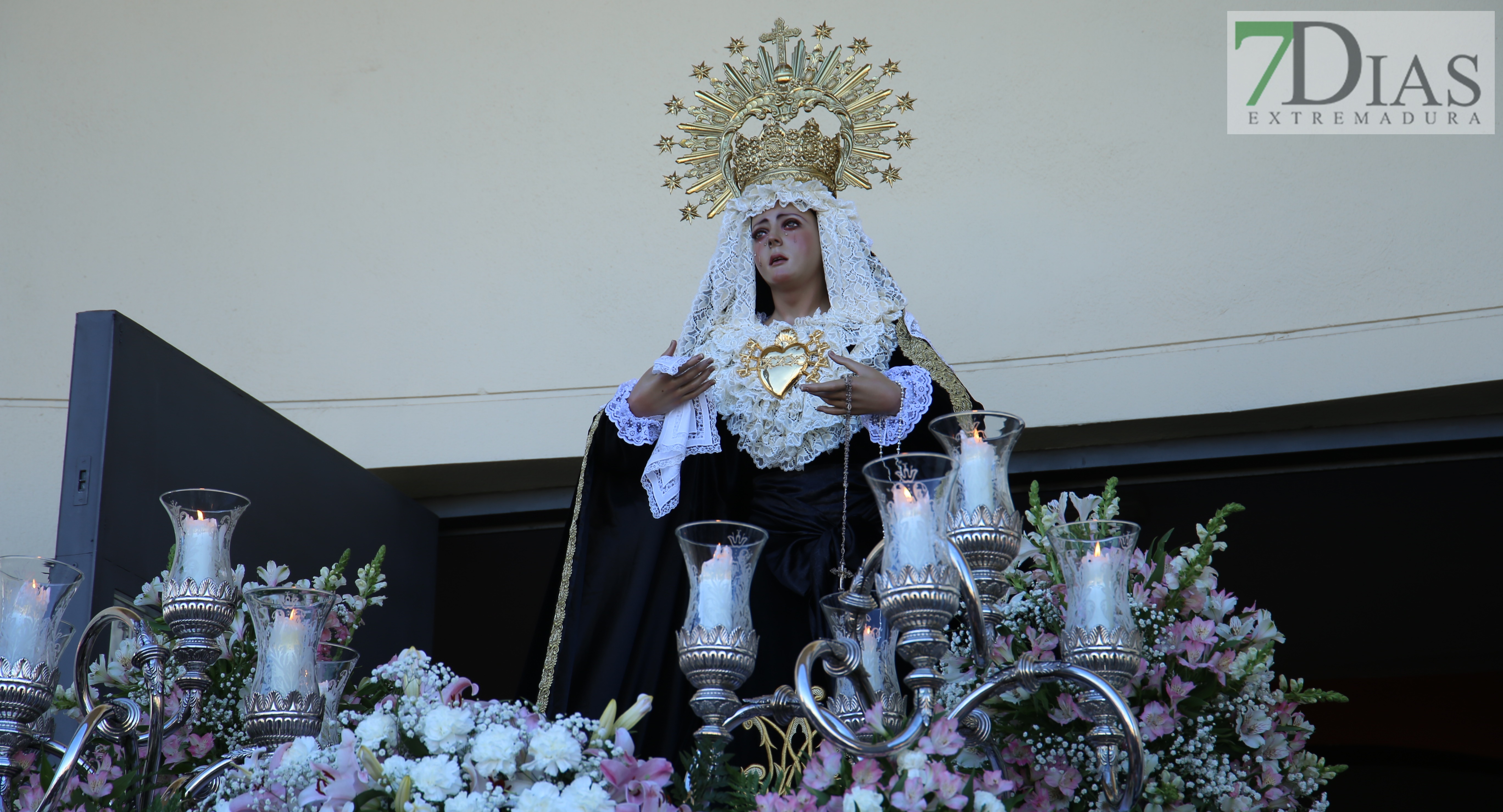 Sentimientos a flor de piel en el acto conmemorativo del 25 aniversario de riada en Badajoz