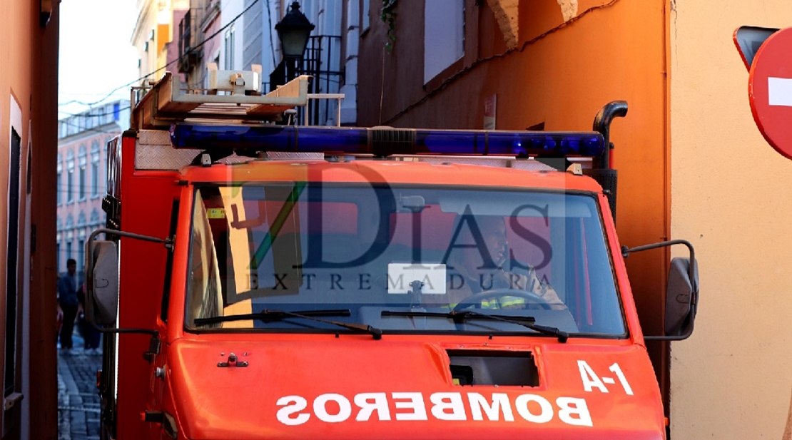 Los Bomberos acuden a un incendio en la Residencia ‘Julio Cienfuegos’ de Badajoz