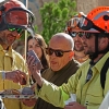 Los bomberos forestales se manifiestan ante la Asamblea de Extremadura