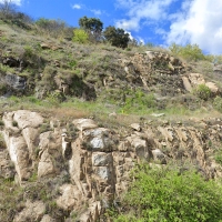 Un desprendimiento de piedras provoca un corte en la A-66 a su paso por Extremadura