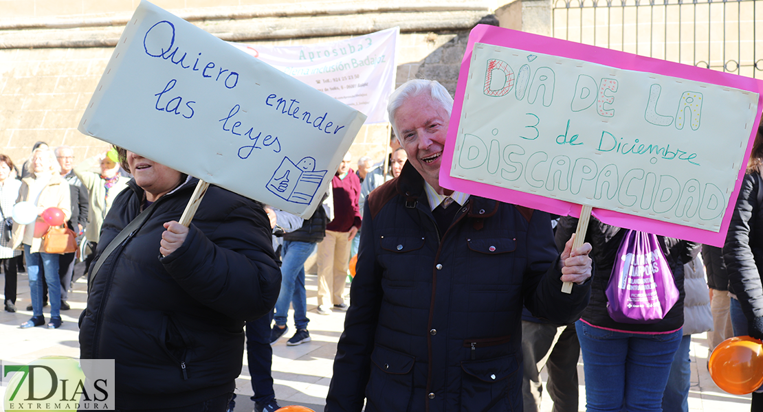 Manifestación en Badajoz para reivindicar los derechos de las personas con discapacidad