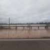 REPOR: El agua salta por varias carreteras entre Badajoz y Alburquerque