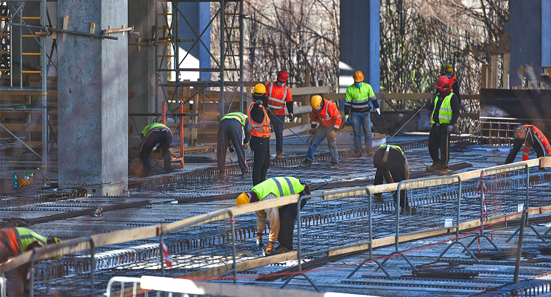 La construcción entra en índices negativos