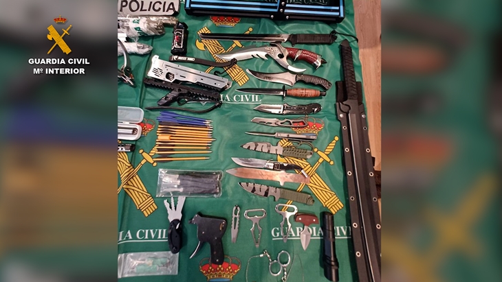 Detenido por difundir métodos de fabricación de armas y explosivos caseros