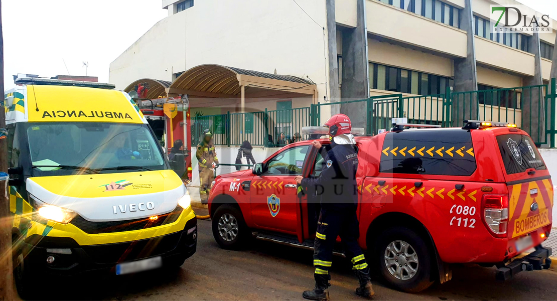 Desalojan el colegio Leopoldo Pastor Sito de Badajoz por un incendio