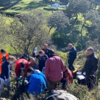 Trasladado en helicóptero tras un accidente en un paraje extremeño de difícil acceso