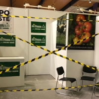 Apag Extremadura cierra su stand durante la apertura de Agropexpo