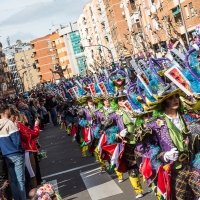 Orden de comparsas, grupos menores y artefactos en el Entierro de la Sardina