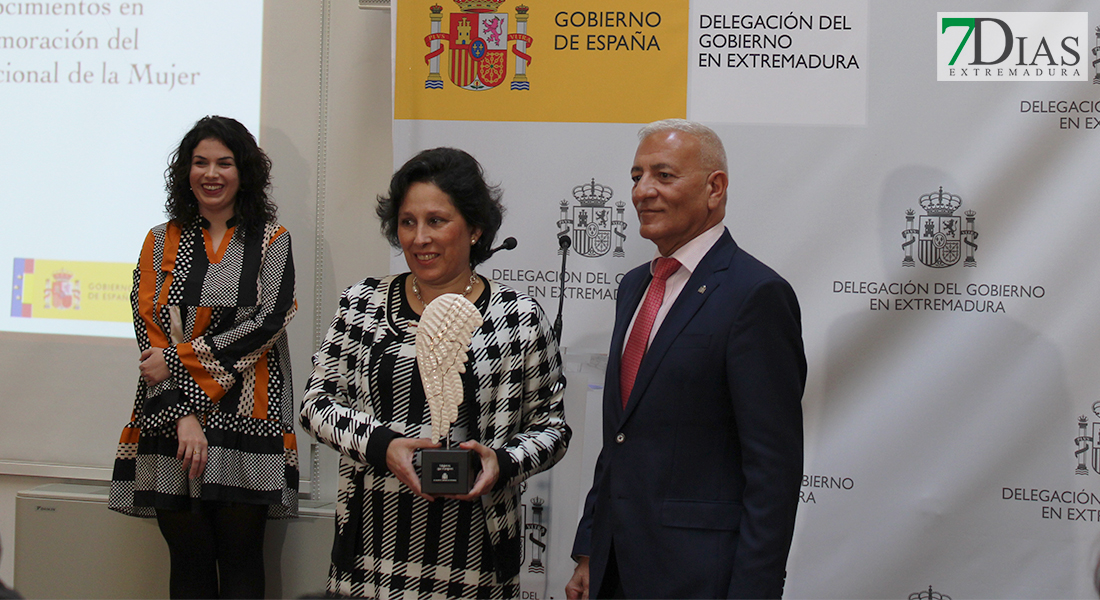 Tres extremeñas que rompen barreras reciben un premio en Badajoz