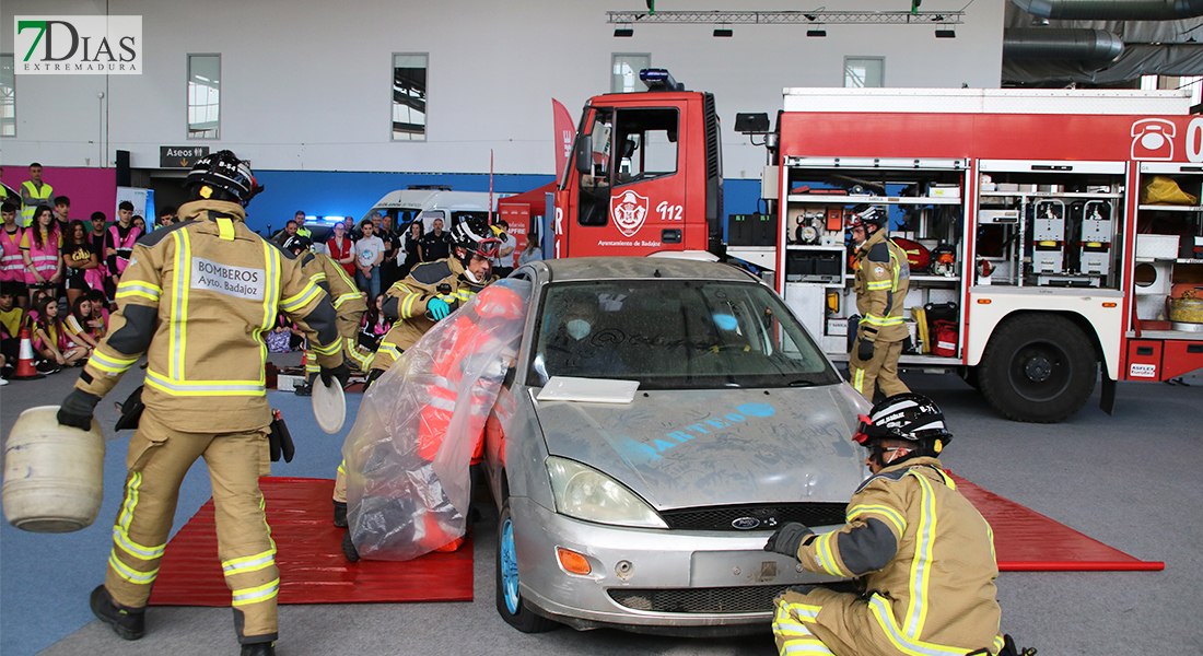 Estudiantes extremeños conocen en primera persona las consecuencias de un accidente de tráfico