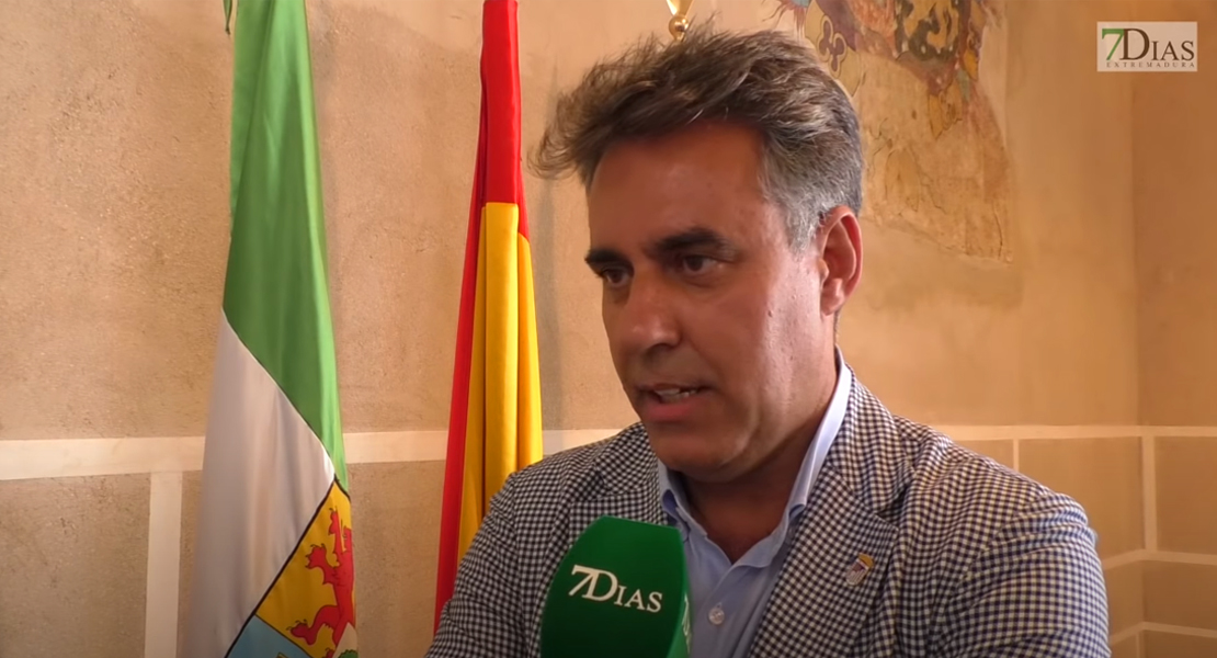 Joaquín Parra se presenta a la alcaldía de Badajoz