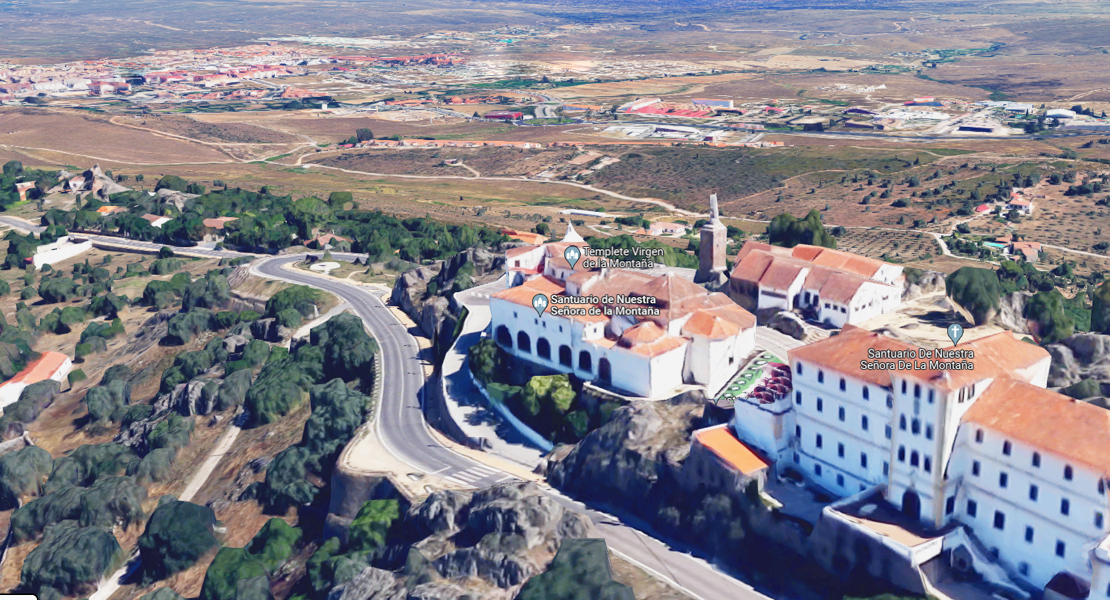 Corte de tráfico en la carretera de la Montaña de Cáceres