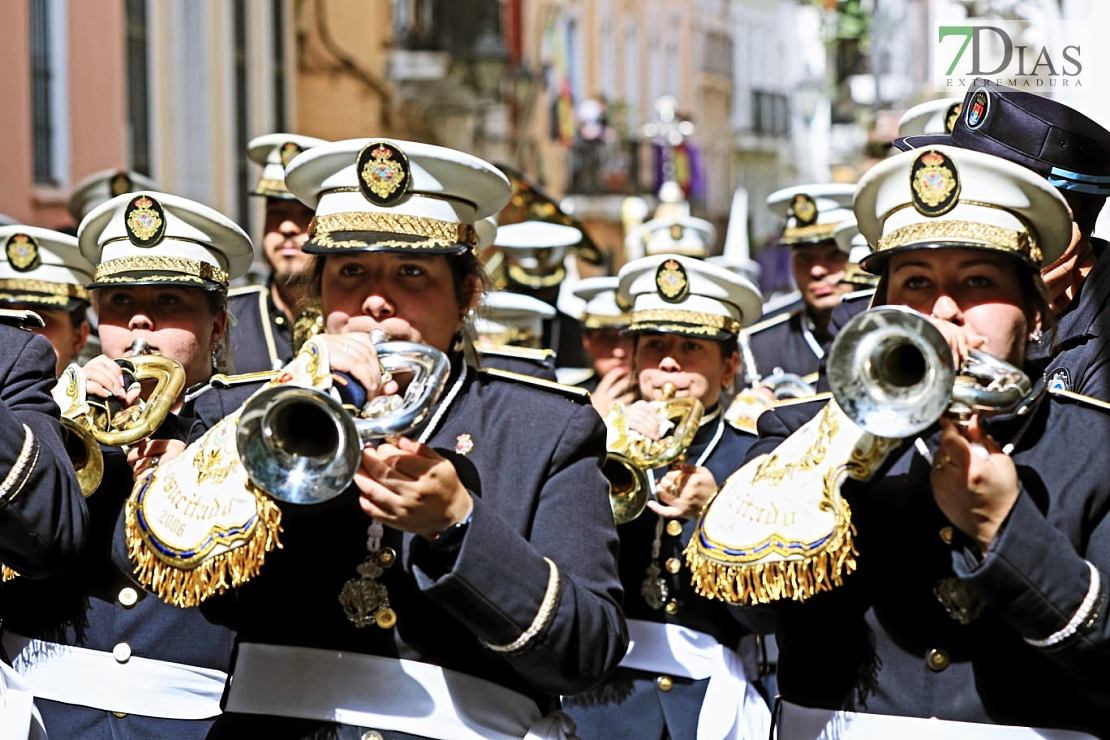 Las mejores imágenes del Domingo de Resurrección en Badajoz