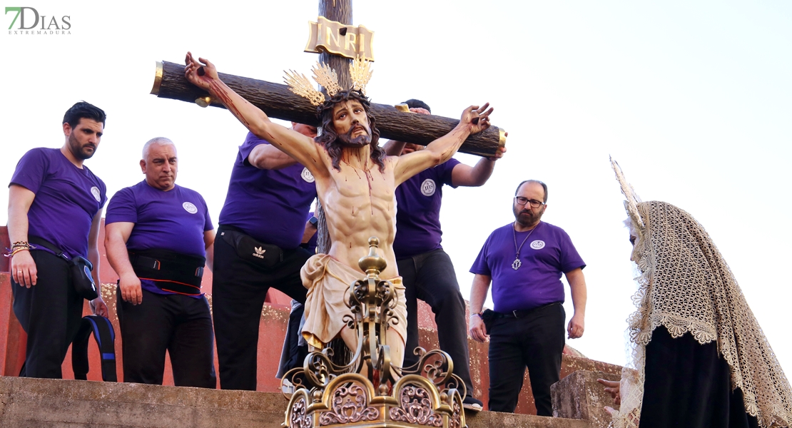 Las mejores imágenes del Martes Santo en Badajoz