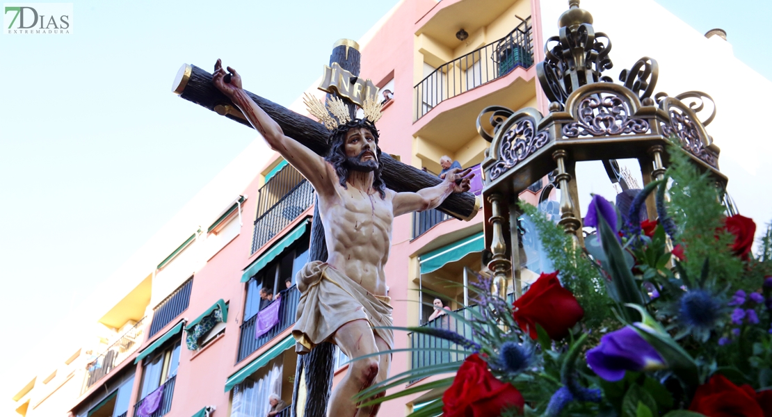 Las mejores imágenes del Martes Santo en Badajoz