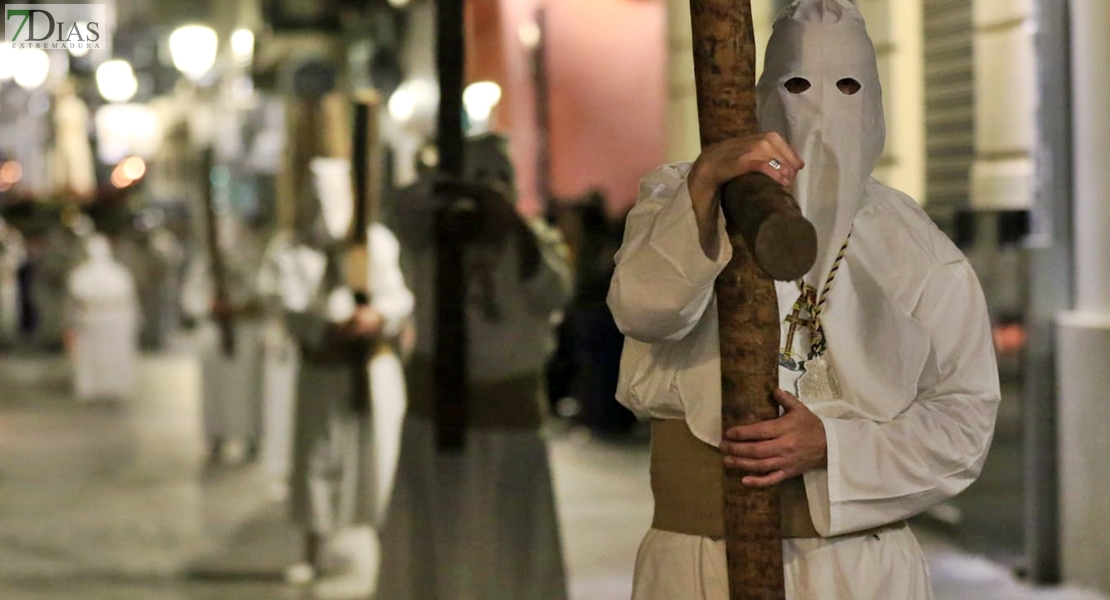 Badajoz disfruta del miércoles Santo más intimo