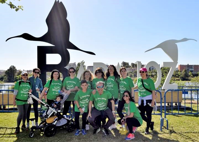 Éxito de participación en la III marcha solidaria AOEX