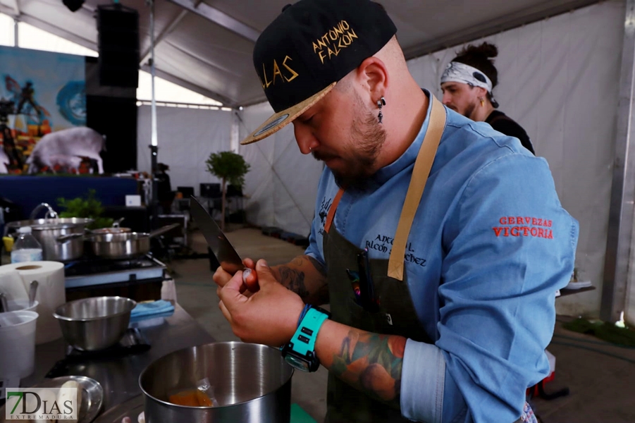 El Certamen gastronómico del Cerdo Ibérico está de aniversario con un ambiente único