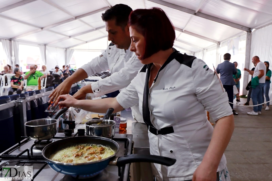 Inauguración del Certamen Gastronómico del Cerdo Ibérico en Barcarrota