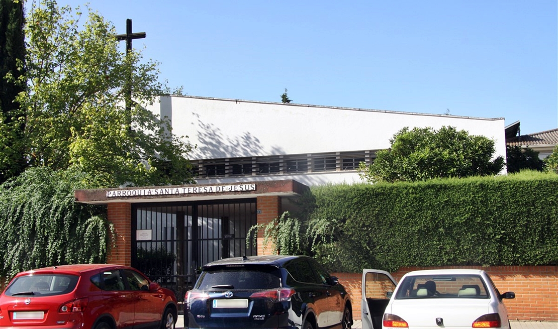 Cierra la parroquia de Santa Teresa de Jesús en Badajoz