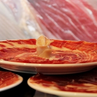 El jamón español se convierte en el nuevo tesoro gastronómico de China