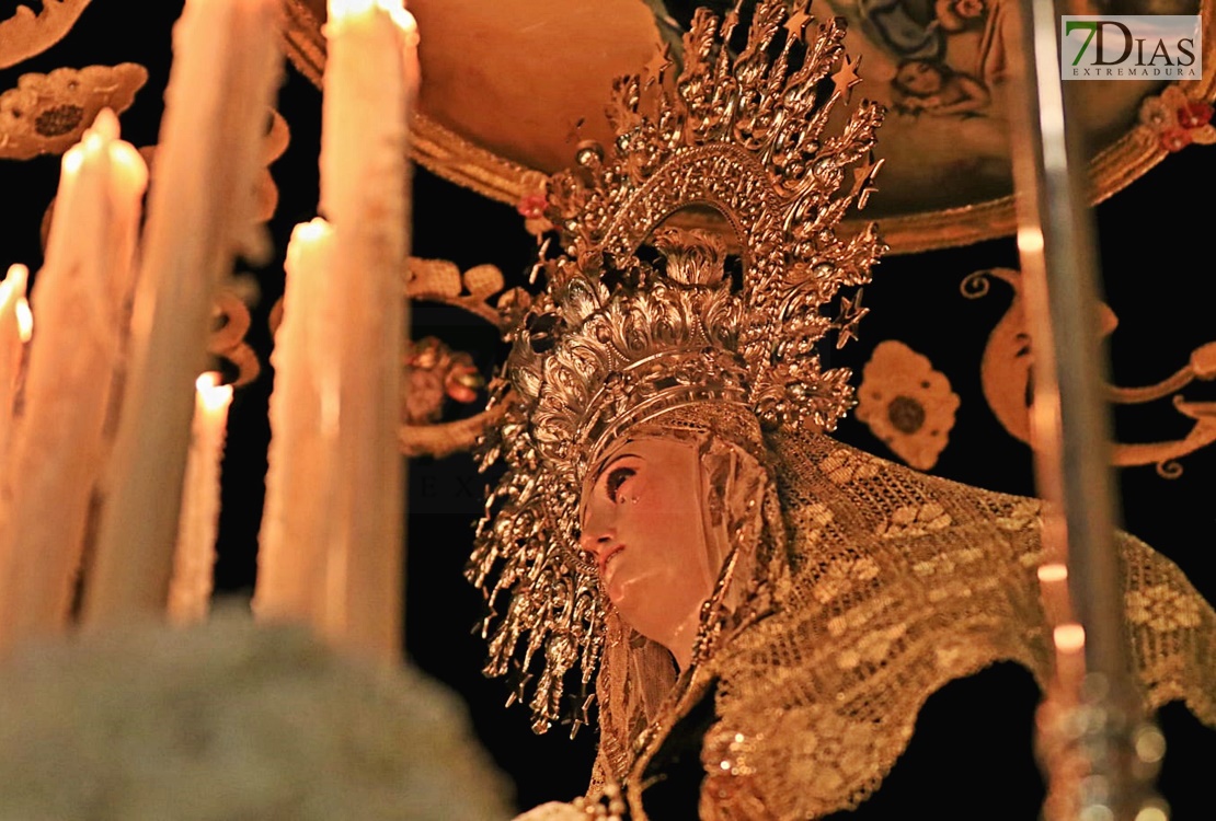 Las mejores imágenes del Lunes Santo en Badajoz