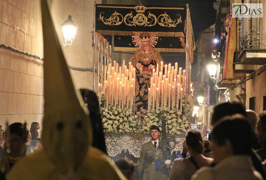 Las mejores imágenes del Lunes Santo en Badajoz