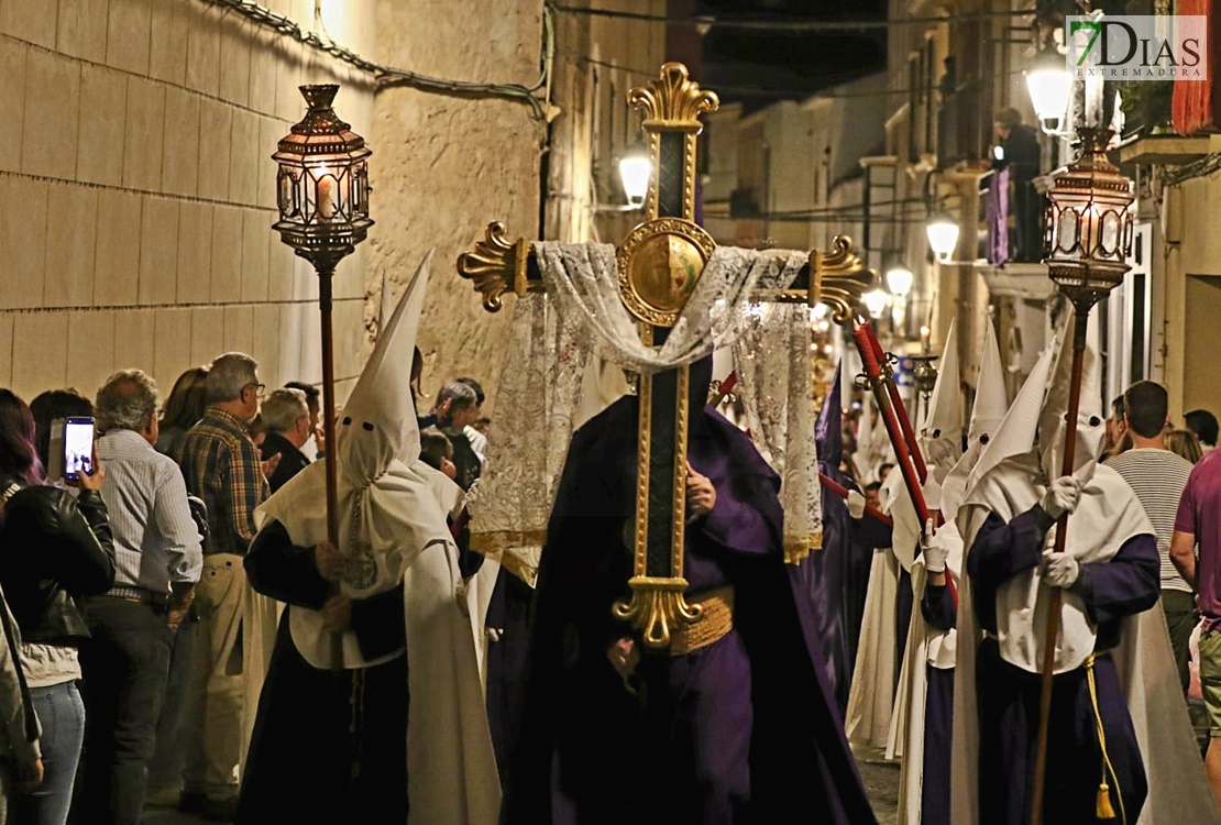 Las mejores imágenes del Lunes Santo en Badajoz