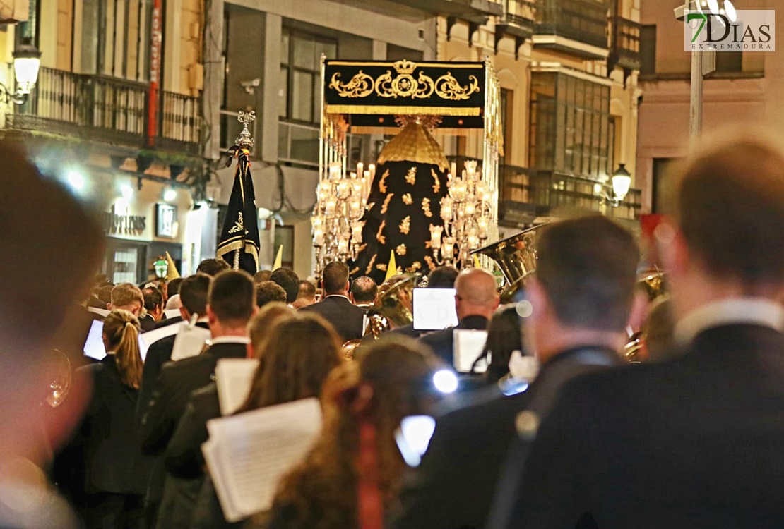 Las mejores imágenes del Lunes Santo en Badajoz