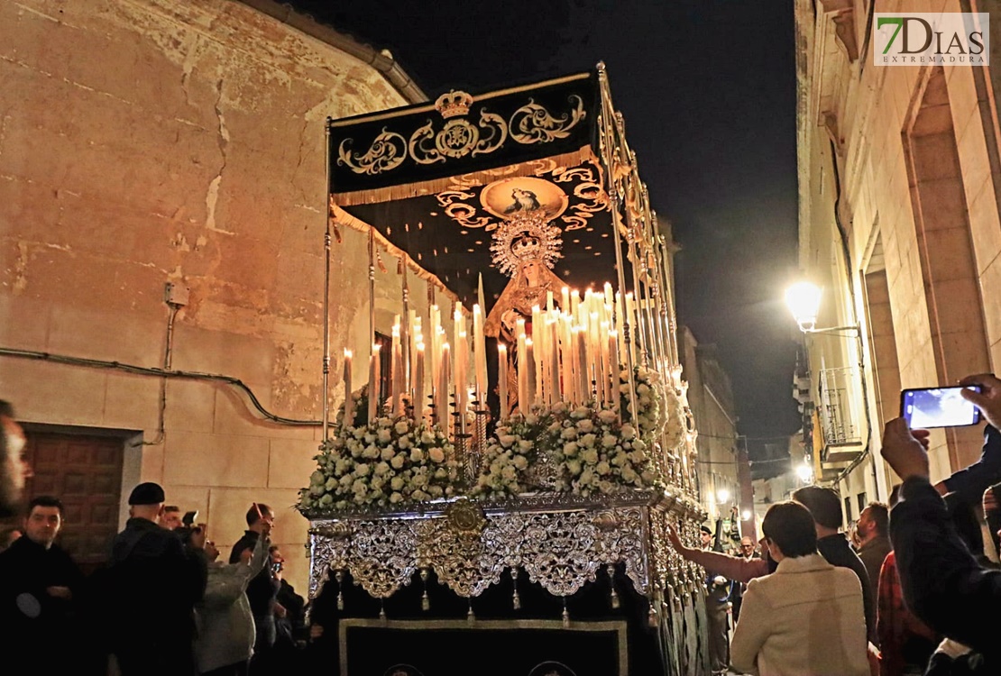 Las mejores imágenes del Lunes Santo en Badajoz