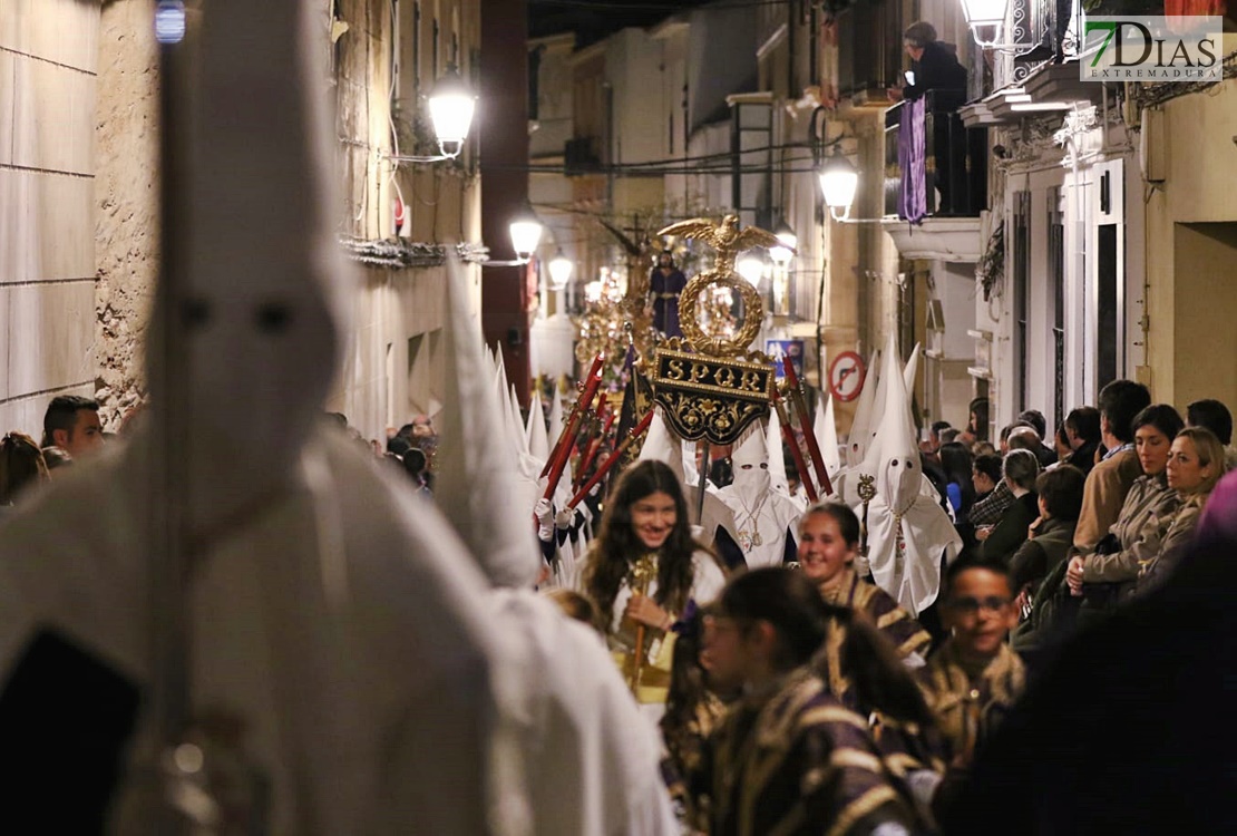 Las mejores imágenes del Lunes Santo en Badajoz