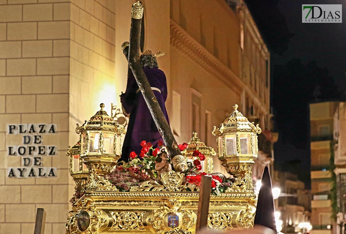 Las mejores imágenes del Martes Santo en Badajoz