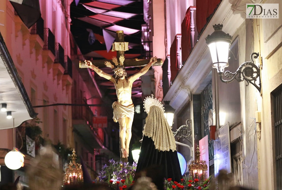 Las mejores imágenes del Martes Santo en Badajoz