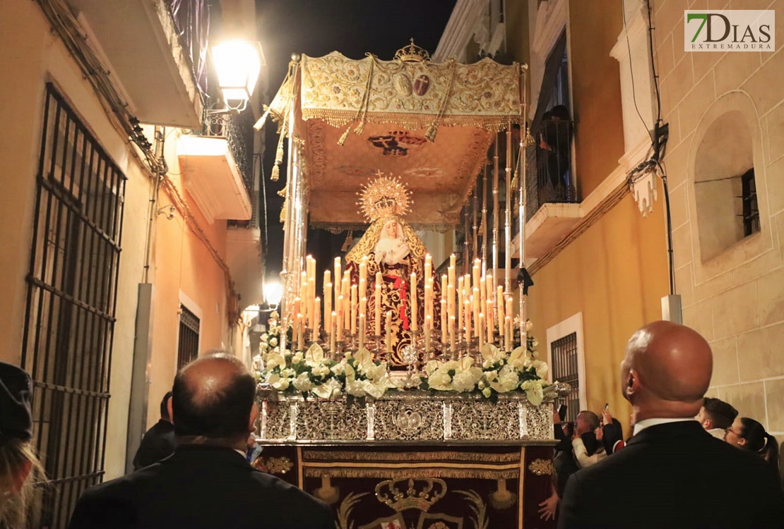 Las mejores imágenes del Martes Santo en Badajoz