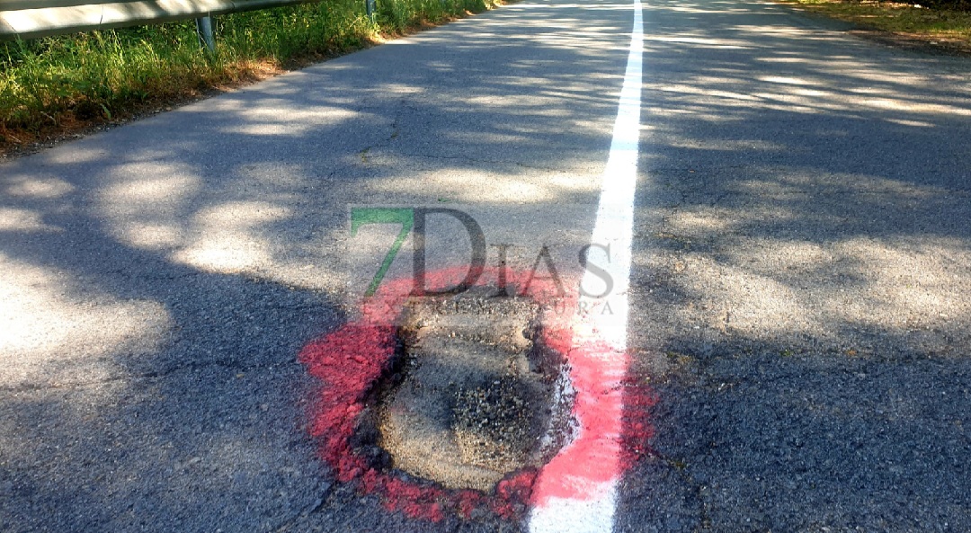 La carretera del norte extremeño que nadie arregla: &quot;Estamos cansados de tanta desidia&quot;